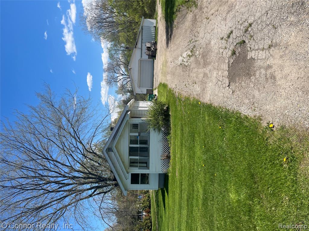 1908 Range Road, Port Huron, MI 48060