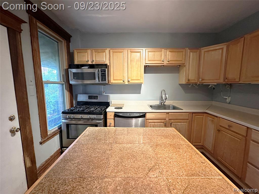 4345 Trumbull Street, Detroit, MI 48208 — Photo 34