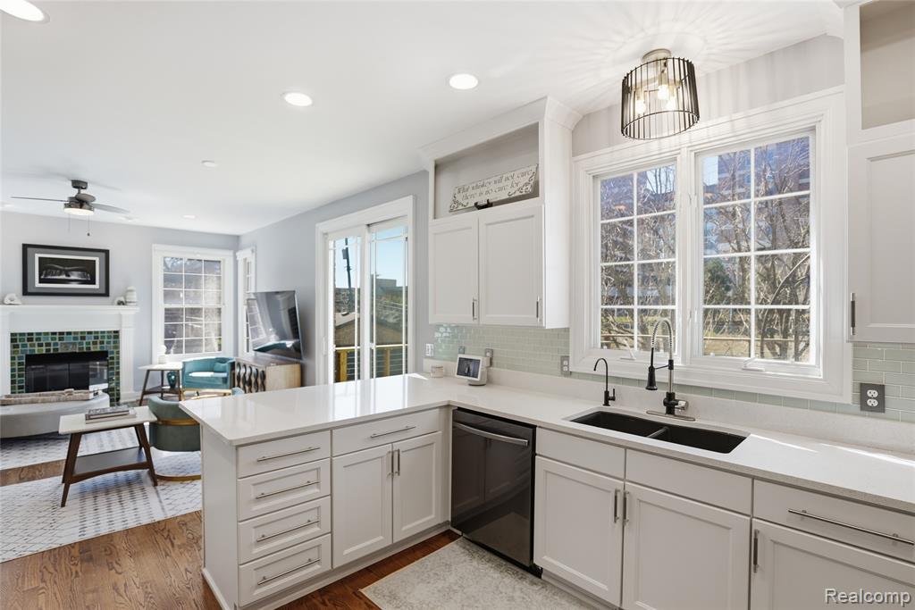 339 N Alice Avenue, Rochester, MI 48307 — Photo 10
