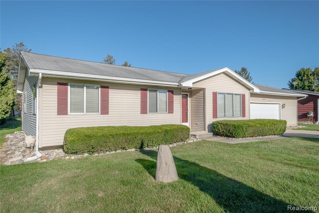 6120 King Arthur Drive, Swartz Creek, MI 48473 — Photo 17