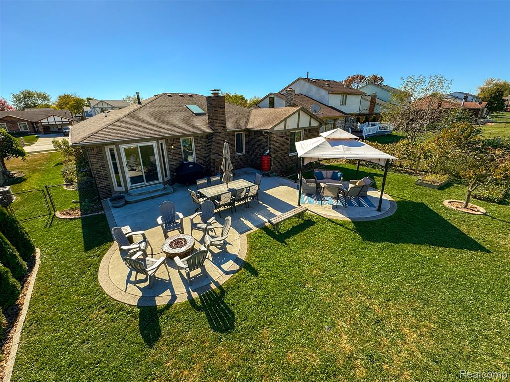 4231 Chris Drive, Sterling Heights, MI 48310 — Photo 39