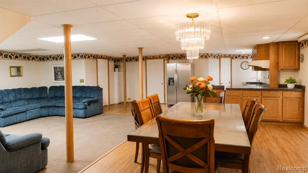 7622 Park Meadow Lane, West Bloomfield, MI 48324 — Photo 17