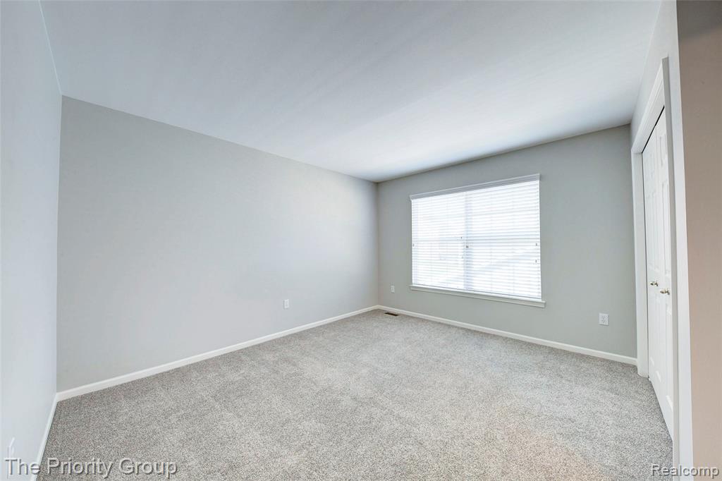 6083 Village Court, Clarkston, MI — Photo 30