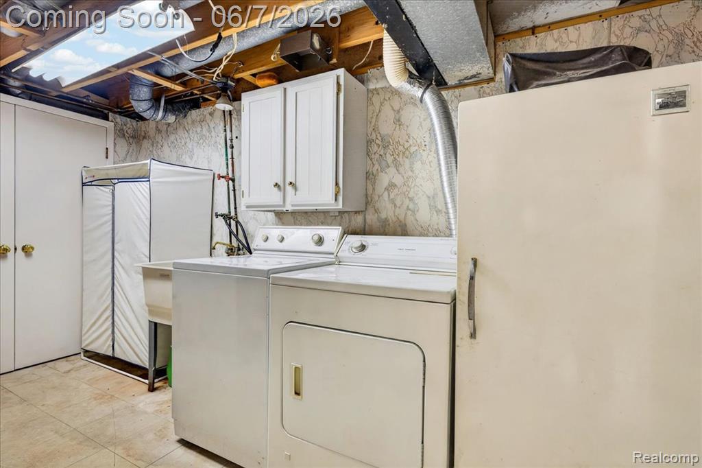 20257 Coachwood Road W, Riverview, MI 48193 — Photo 35