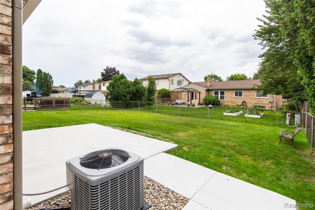 46376 Meadow Lane, Macomb, MI 48044 — Photo 37
