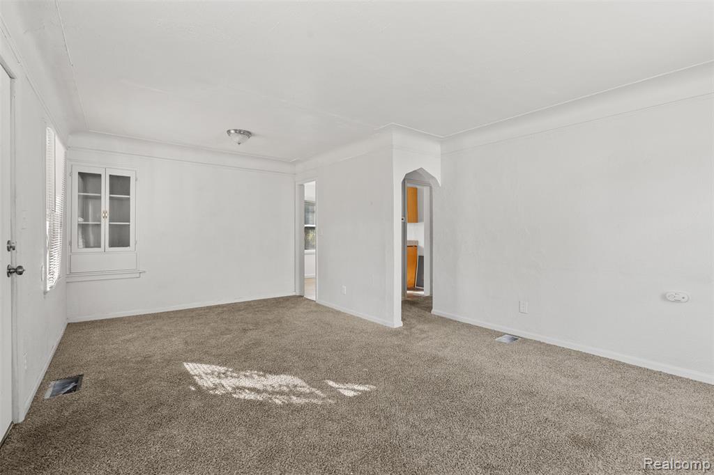 8203 Brace Street, Detroit, MI 48228 — Photo 7