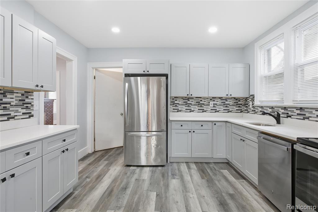 229 Eason Street, Highland Park, MI 48203 — Photo 24