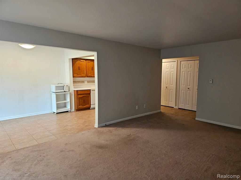 42184 TODDMARK Lane, Clinton Twp, MI 48038 — Photo 16
