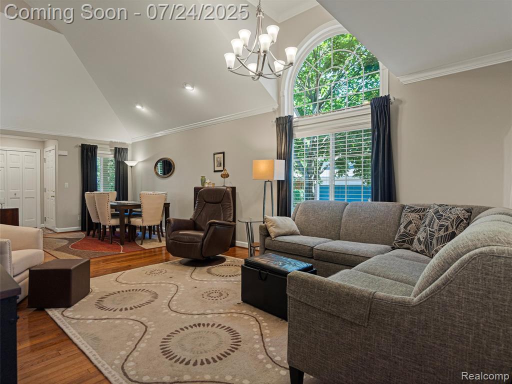 320 James Circle, Royal Oak, MI 48067 — Photo 6