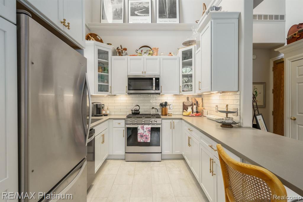 206 E Liberty Street, Milford, MI 48381 — Photo 43