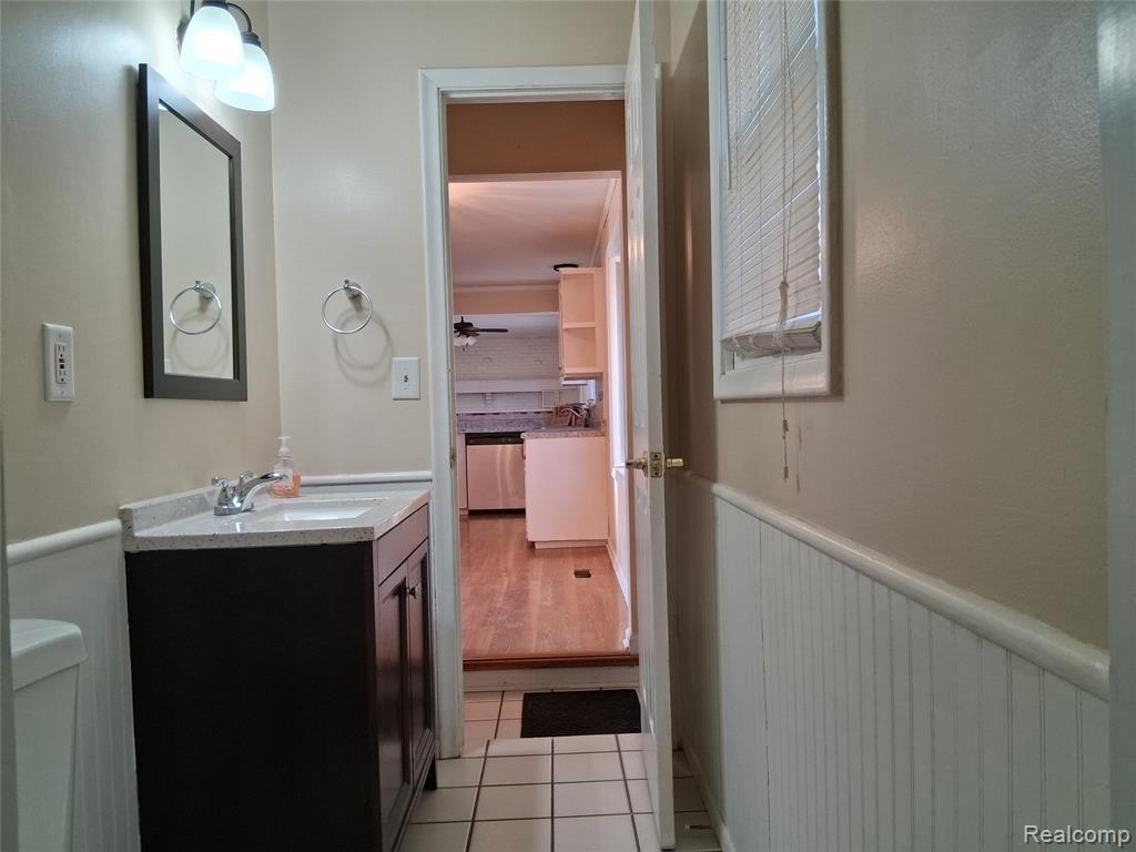 5097 Middleboro Road, Grand Blanc, MI 48439 — Photo 18
