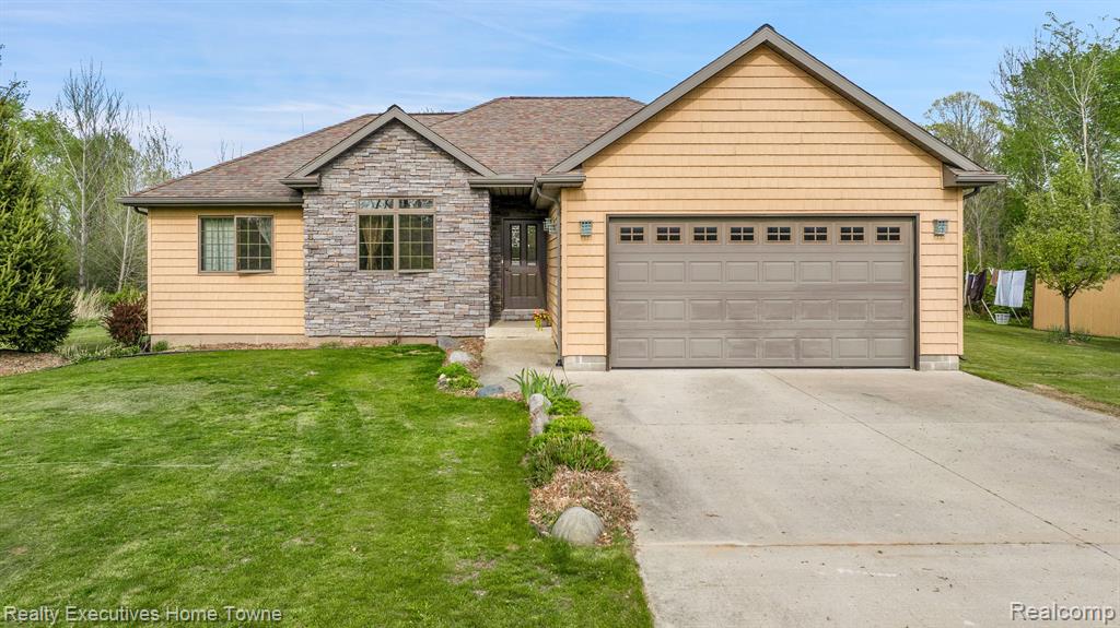 1050 WALES RIDGE Road, Wales, MI — front exterior