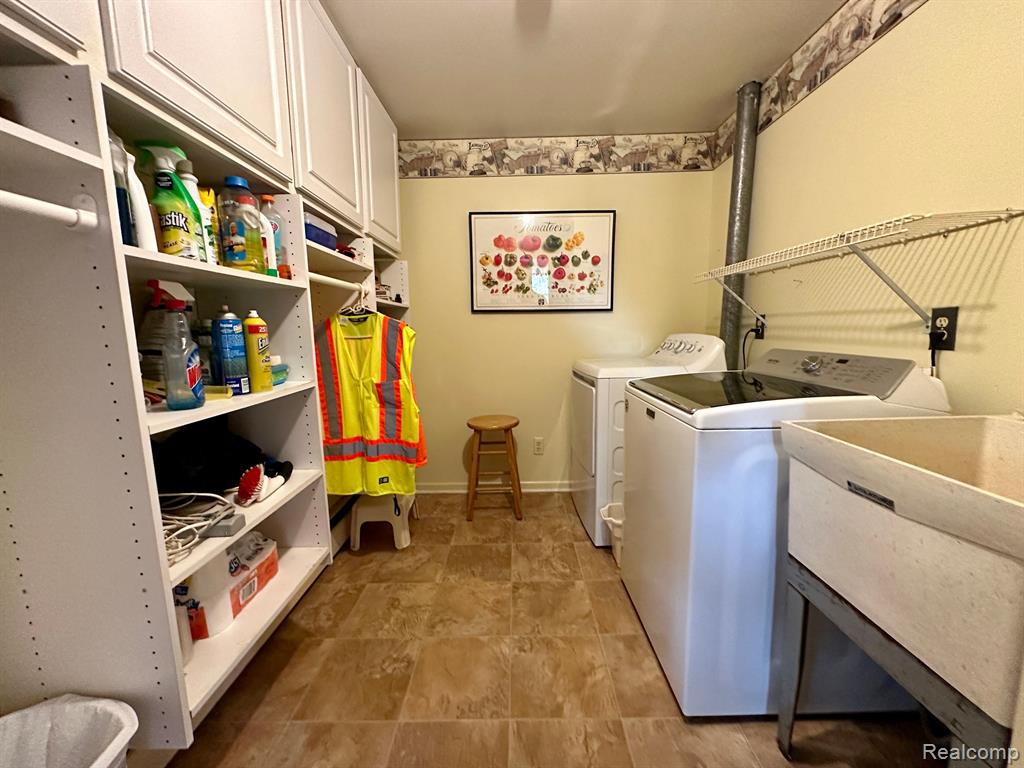 648 N JACKSON Street, Clinton, MI 49236 — Photo 40