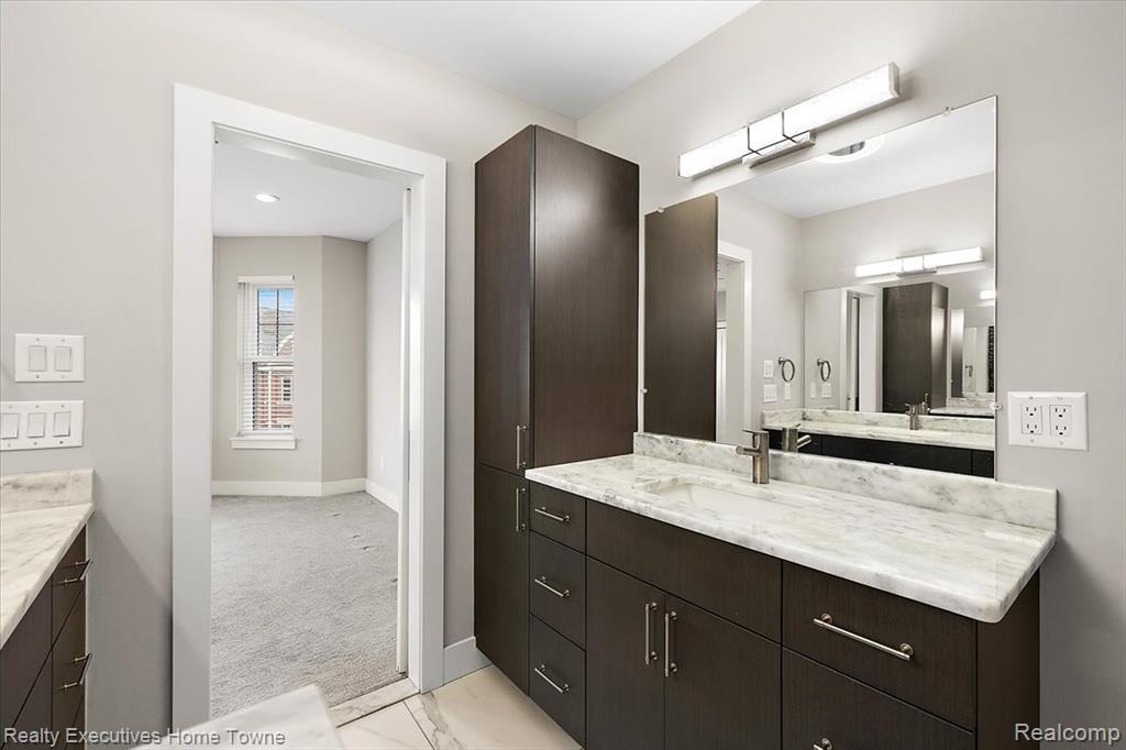 236 Erskine Street Erskine Street Unit 23, Detroit, MI 48201 — Photo 23