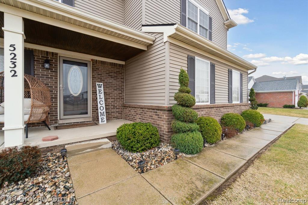 5232 NORTHWOOD Road, Grand Blanc, MI 48439 — Photo 6
