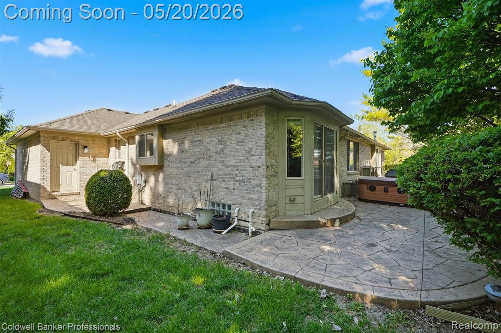 21527 N Tangel Drive E, Macomb, MI 48044 — Photo 28