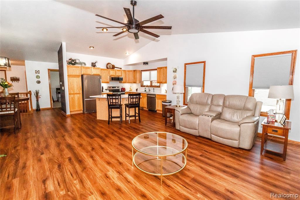 9285 Monica Drive, Davison, MI 48423 — Photo 7