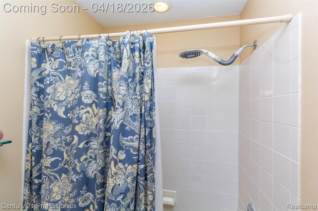 57160 Megan Drive, Washington, MI — Photo 37