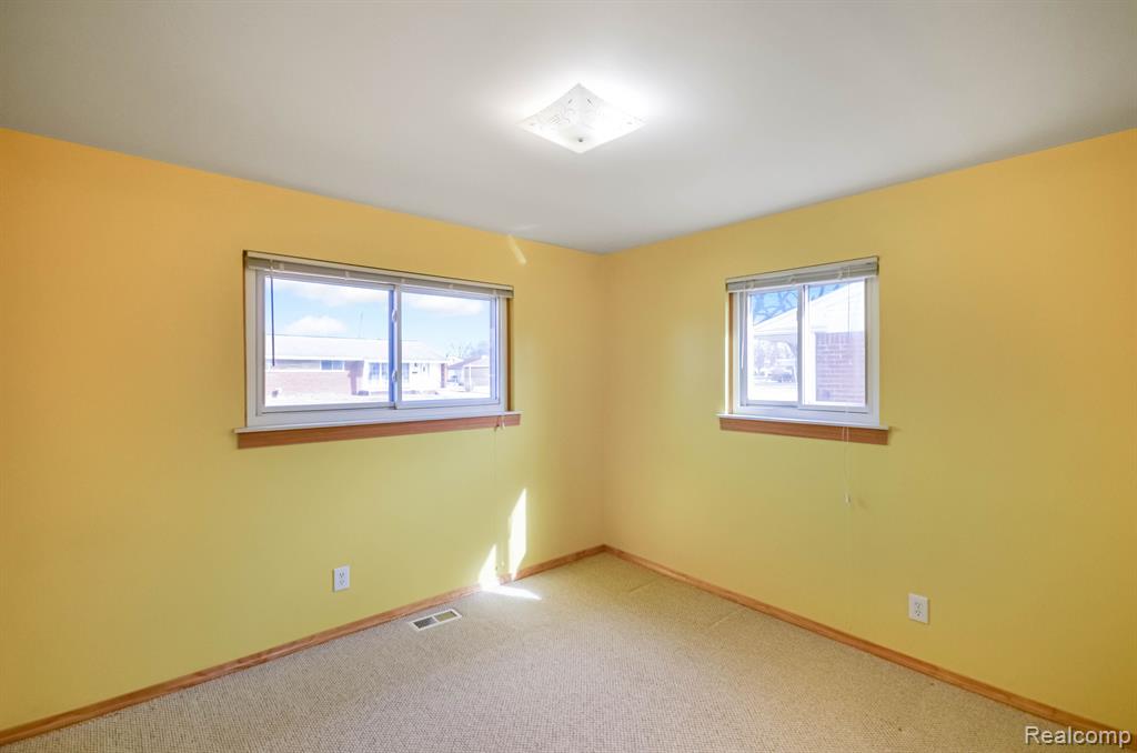 4804 Arden Avenue, Warren, MI 48092 — Photo 10