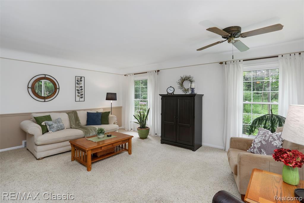 45100 Thornapple Lane, Northville, MI 48168 — Photo 21