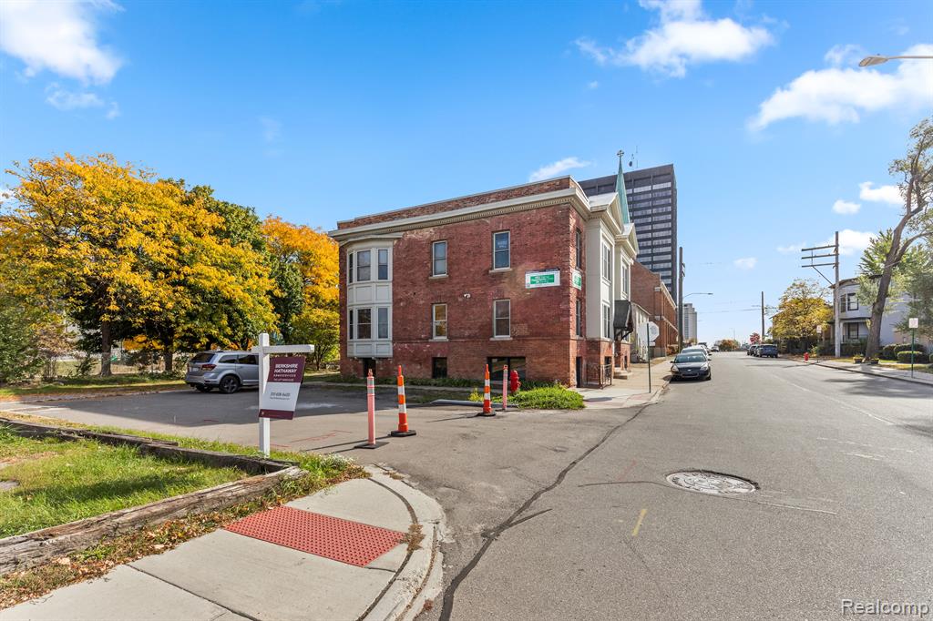 1450 6th Street, Detroit, MI 48226 — Photo 39
