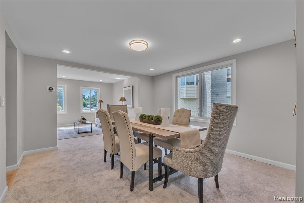 5310 Pond Bluff Drive, West Bloomfield, MI 48323 — Photo 15