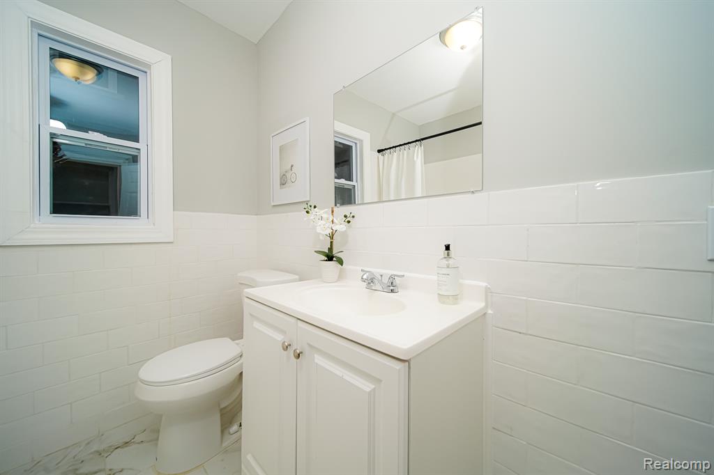 17344 WISCONSIN Street, Detroit, MI 48221 — Photo 35