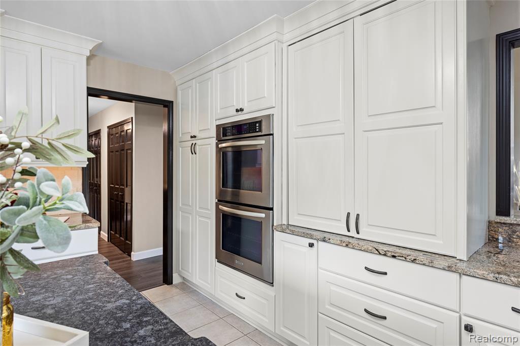 53961 Sutherland Court, Utica, MI 48316 — Photo 25