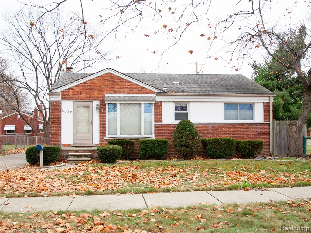 8812 Hemingway, Redford, MI 48239 — front exterior
