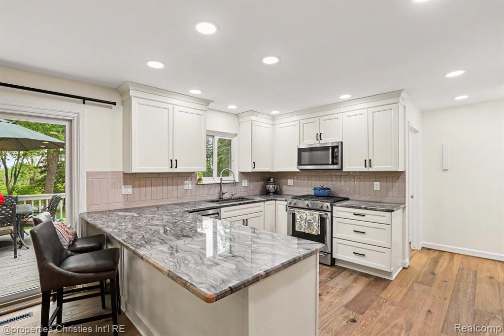 6905 W Church Street, Clarkston, MI — Photo 12