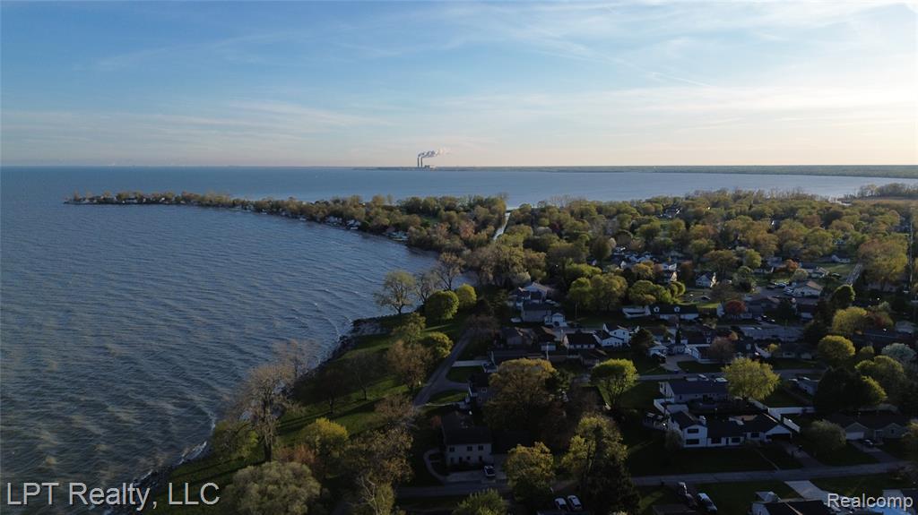 6210 Sterling Drive, Newport, MI 48166 — Photo 3
