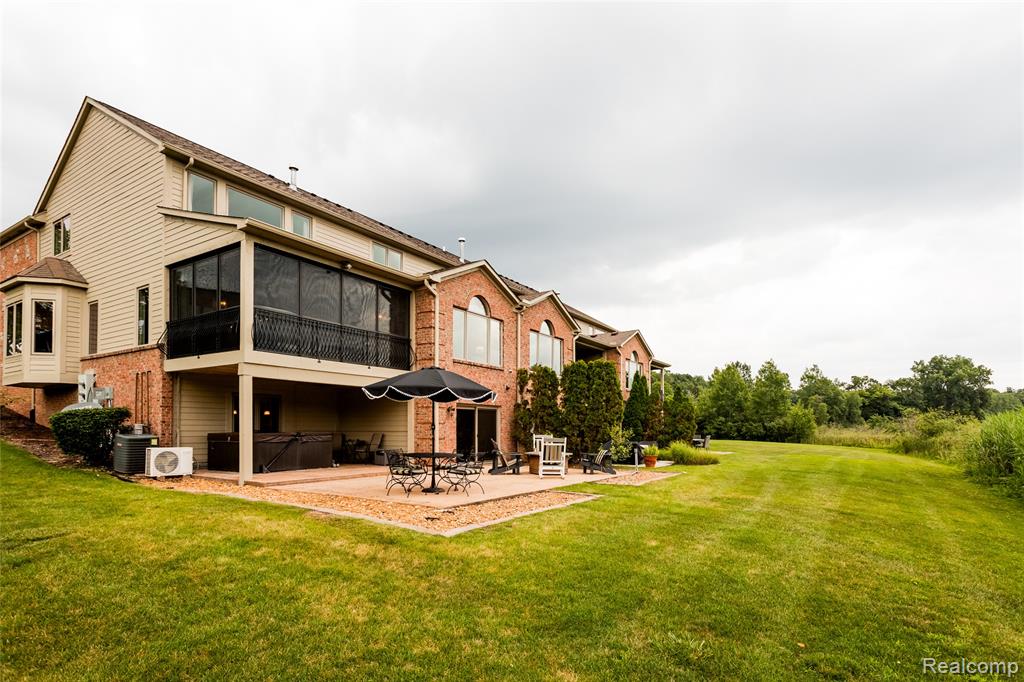 9050 Lake Dominion Drive, Brighton, MI 48114 — Photo 57