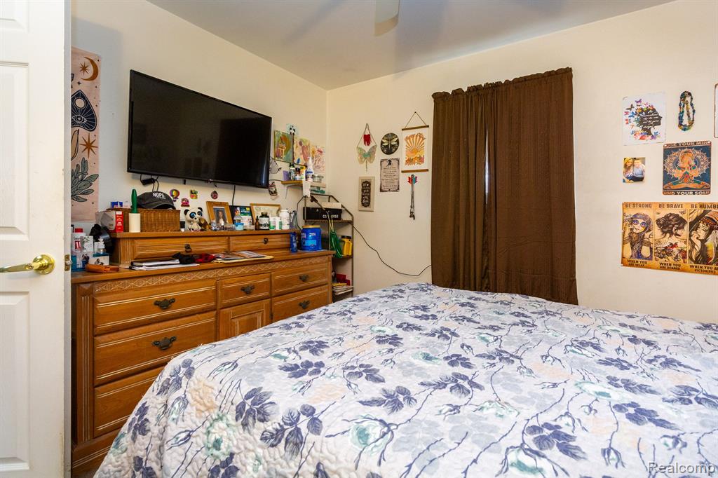 4218 CULVER Street, Dearborn Heights, MI 48125 — Photo 11