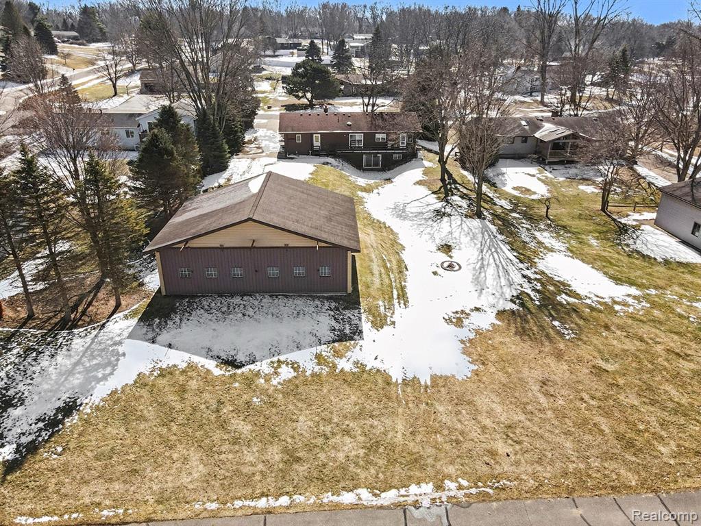 8783 SKYLANE Drive, Brighton, MI 48114 — Photo 28