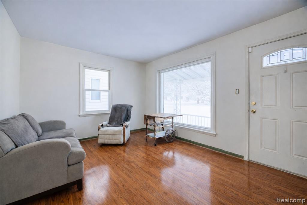 2209 Progress Avenue, Lincoln Park, MI 48146 — Photo 2