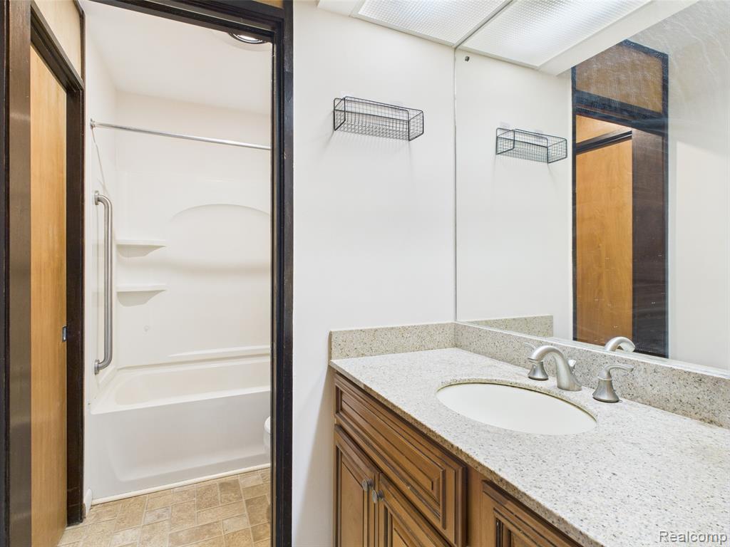 4257 Tommy Armour Drive, Genesee, MI 48506 — Photo 5