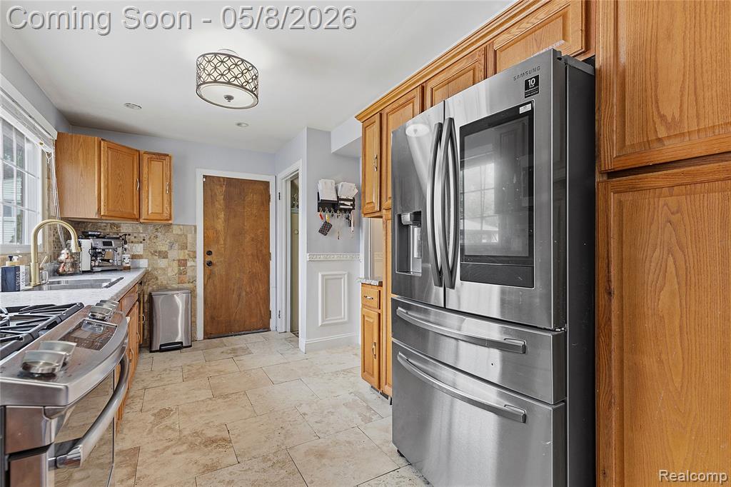 7271 Lucerne Street, Dearborn Heights, MI 48127 — Photo 13
