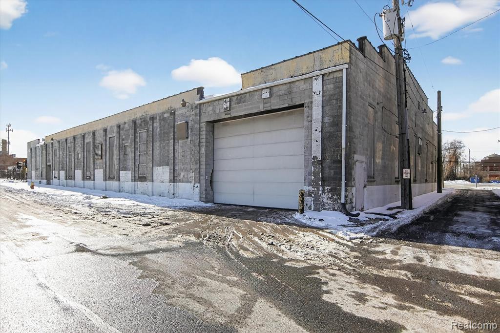 232 Ferdinand Street - Photo 2