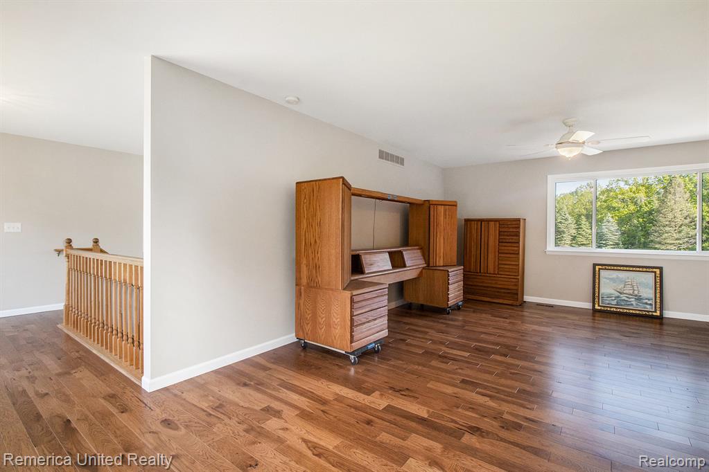 400 E SCHAFER Road, Pinckney, MI 48169 — Photo 21