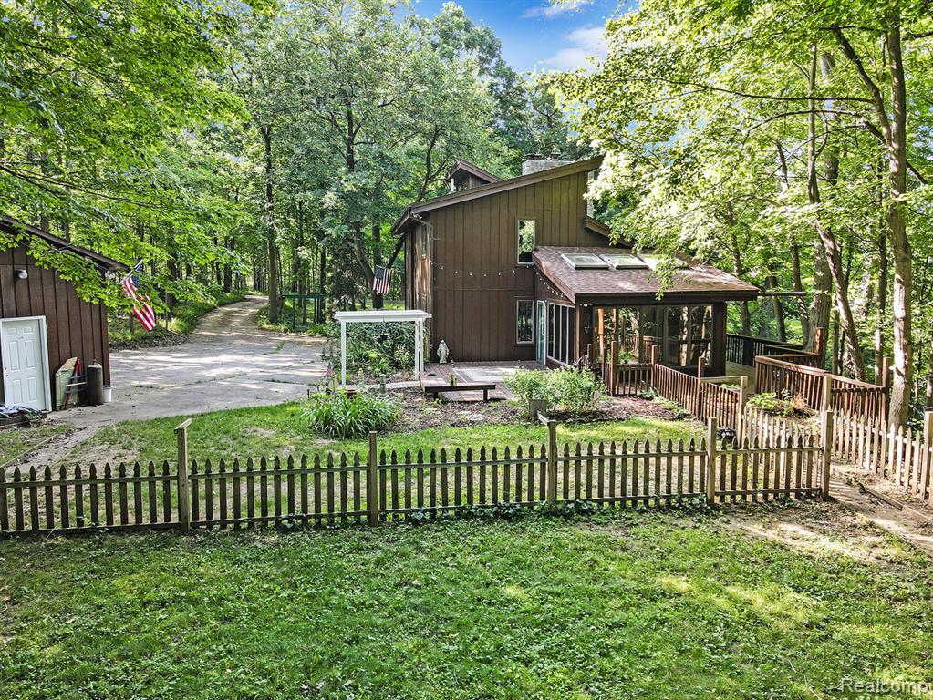 5365 S Bancroft Road, Durand, MI 48429 — Photo 32