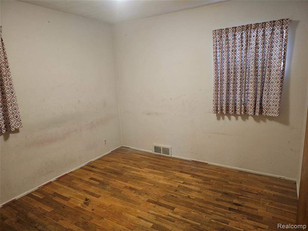 618 S Meade Street, Flint, MI 48503 — Photo 10