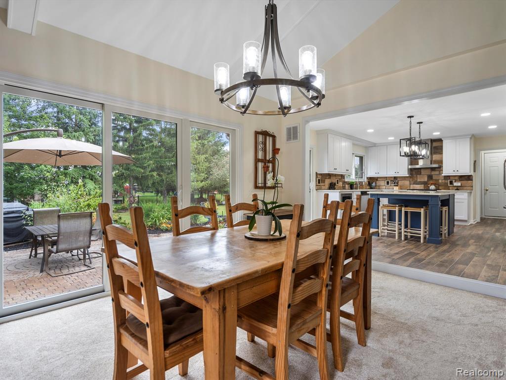 6792 PINE WAY Drive, Troy, MI 48098 — Photo 11