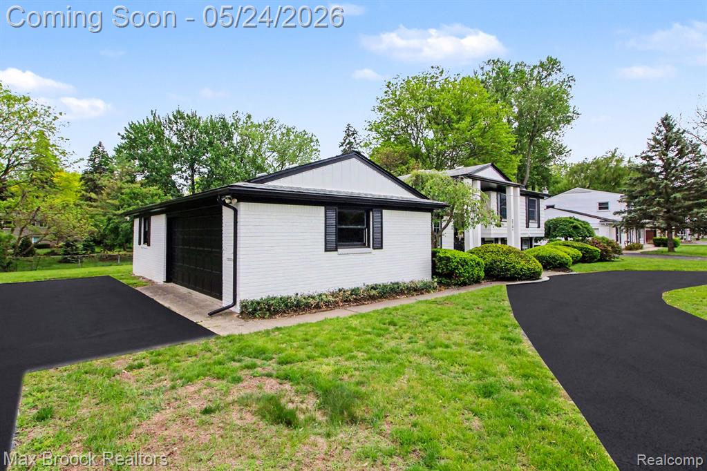 3781 Quarton Road, Bloomfield Hills, MI 48302 — Photo 28
