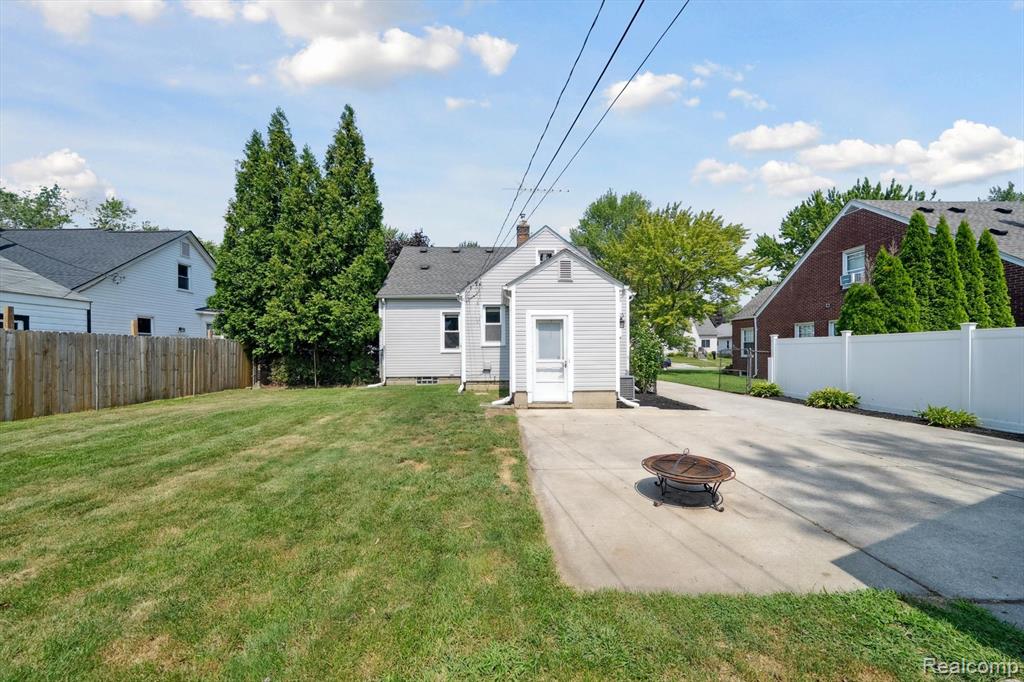 57 High Street, Mount Clemens, MI 48043 — Photo 38