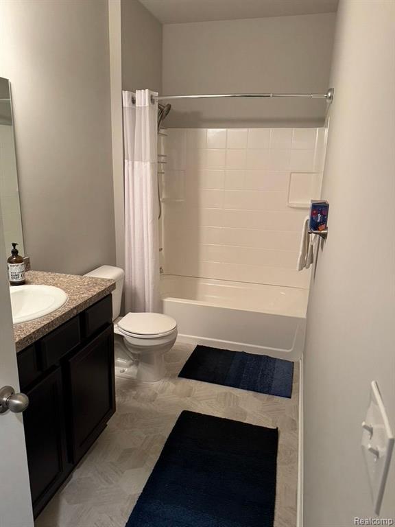 9817 Ridge Run Street, Howell, MI 48855 — Photo 17