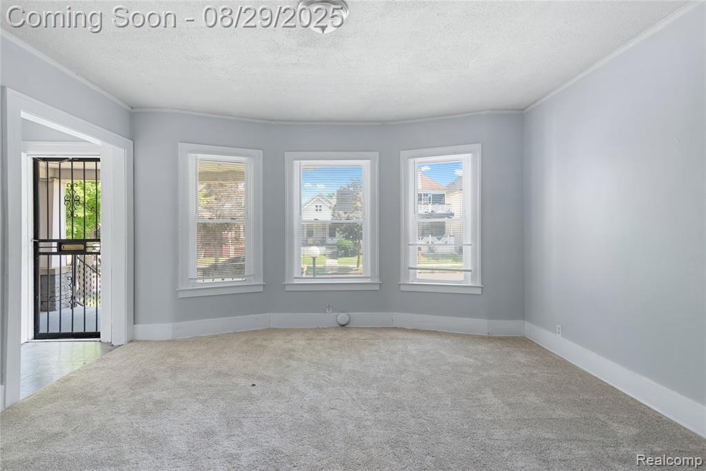 6073/6075 Whitewood Street, Detroit, MI 48210 — Photo 2