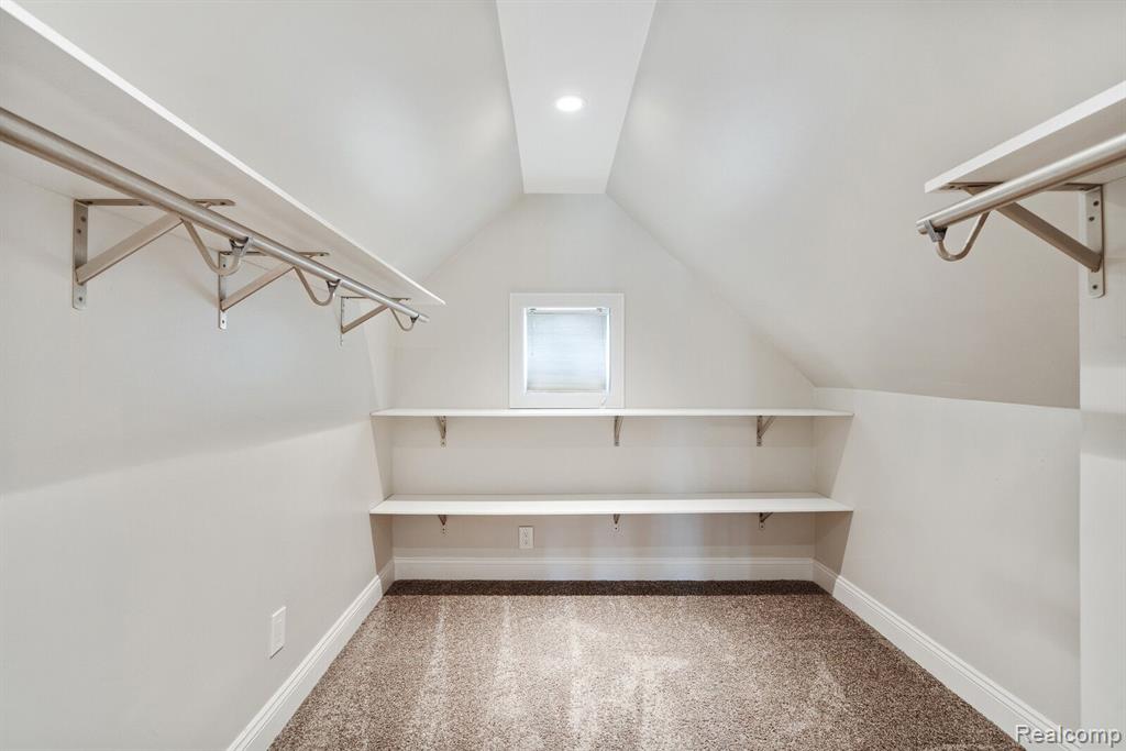 822 N GAINSBOROUGH Avenue, Royal Oak, MI 48067 — Photo 18