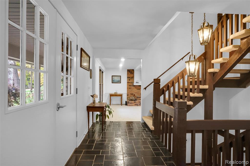 5180 Glenway Drive, Brighton, MI 48116 — Photo 4