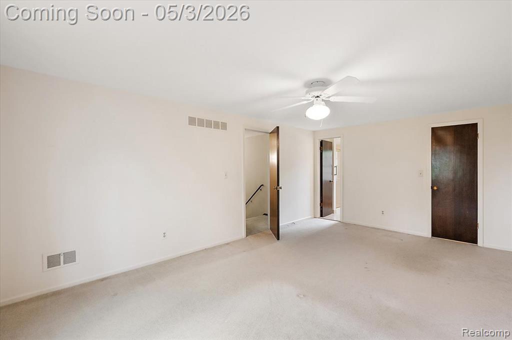 4821 School Bell Lane, Bloomfield Hills, MI 48301 — Photo 25