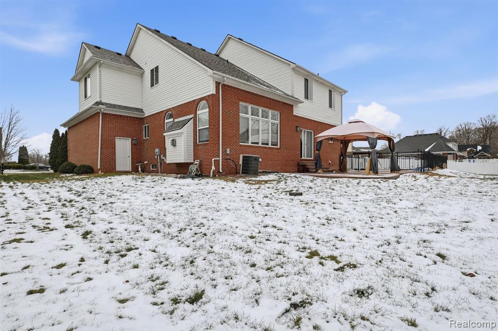 19270 Theresa Boulevard, Rockwood, MI — Photo 35
